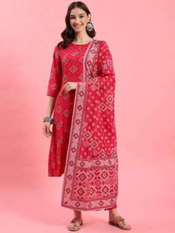 Shree - Women Muslin Fuchsia Geometric Printed Kurta With Trouser And Dupatta (Set Of 3)