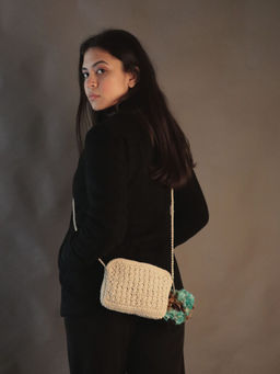 ITIHASIKALA - Women Crochet CB Sling - Off White
