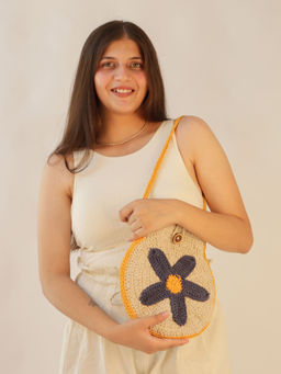 ITIHASIKALA - Women Flower Crochet Sling - Off White
