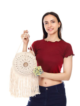 ITIHASIKALA - Women Crochet Dream Catcher Sling Bag - Off White