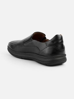 Mochi - Black Leather Round Toe Loafers