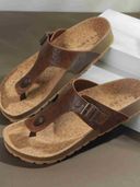 Tan color option, Currently selected