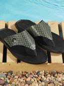 Green color option, Currently selected