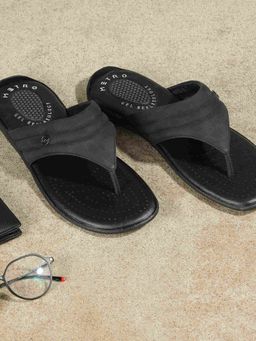 Metro - Black Leather Round Toe Sandals