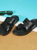 Black color option, Currently selected