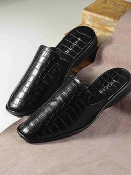 Mochi - Black Synthetic Round Toe Mules