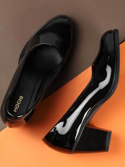 Mochi - Black Synthetic Round Toe Pumps