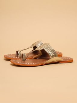 ERIDANI - Gold Faux Leather Square Toe Kolhapuris