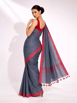 Niska - Women Grey Solid Pure Cotton Saree with Unstitched Blouse