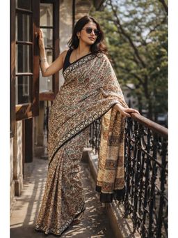 Niska - Women Beige Floral Kalamkari Mulmul Cotton Saree with Unstitched Blouse