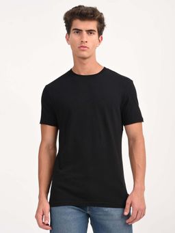 Levi's - Men Black Solid Slim Fit T-shirt