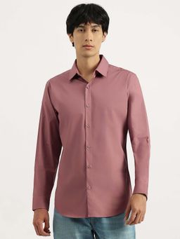 United Colors of Benetton - Men Mauve Solid Slim Fit Shirt