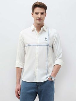 U.S. POLO ASSN. - Men Off White Tailored Fit Vertical Striped Shirt