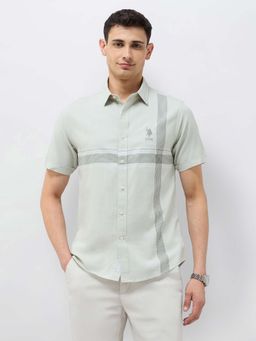 U.S. POLO ASSN. - Men Green Tailored Fit Vertical Striped Shirt