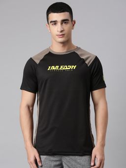 Classic Polo - Men's Black Crew Neck Slim Fit Typography Polyester T-Shirt