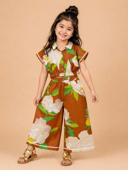 The Magic Wand - Cambric Cotton Half Sleeves Floral Printed Boxy Co-Ord Set-Brown