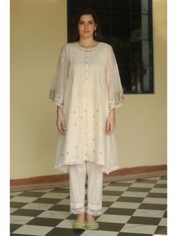 Begum Pret - Kira Floral Kurta - Ivory (Set of 3)