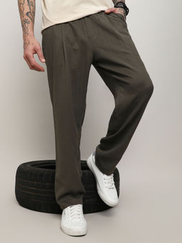 Campus Sutra - Men's Army Green Solid Tailored Trousers