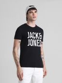 Black color option, Currently selected