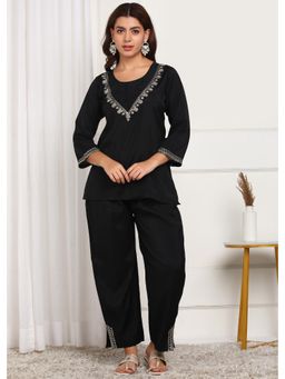 Gahan - Black Elegant Round Neck Top with Pant