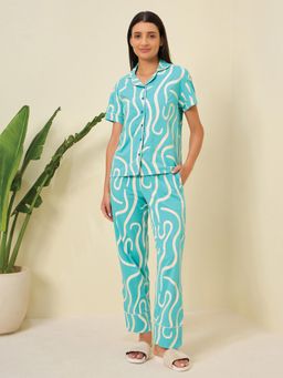 Sweet Dreams - Women Printed Pyjama Set - Blue