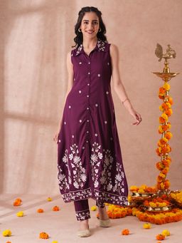 FASHOR - Solid Floral Resham and Zari Embroidered A-Line Kurta with Pant (Set of 2)