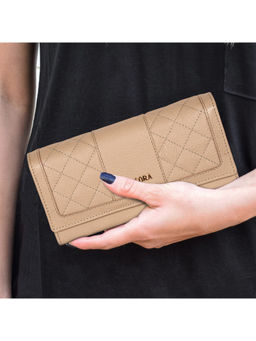 Sassora - Beige Premium Leather RFID Quilted Pattern Women Wallet (M)