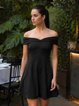 Don’t be basic - Black Solid/Plain Flared 1 Dress