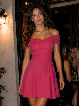 Don’t be basic - Magenta Solid/Plain Flared 1 Dress