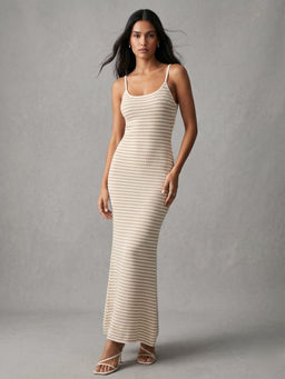 Outzidr - Off White Textured Bodycon 1 Dress