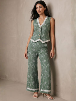 Outzidr - Green Embroidered Co-Ord Set