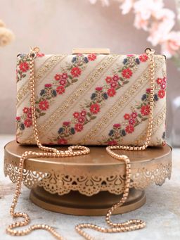 AMYRA - Resham Box Clutch