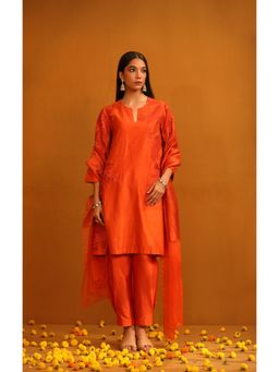 Omana by Ranjana Bothra - Orange Huma Applique Kurta with Pant and Dupatta (Set of 3)