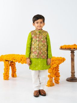JILMIL - Boys Green Kurta With Pant And Jacket