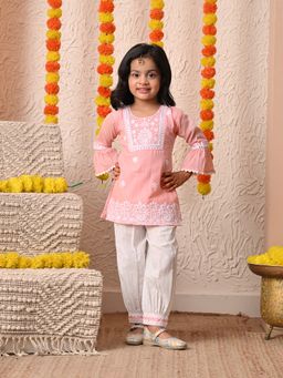 Blabber - Peach Ethnic Wear Kurta With Pant