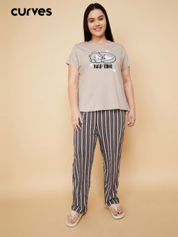 max - Women Printed T-shirt with Pyjama