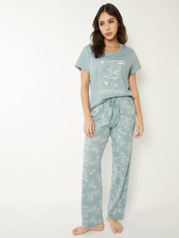 max - Women Printed T-shirt with Pyjama