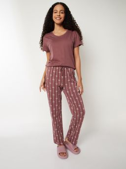 max - Women Printed T-shirt with Pyjama