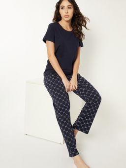 max - Women Printed T-shirt with Pyjama