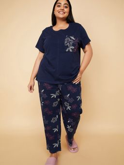 max - Women Floral Printed T-shirt with Pyjama