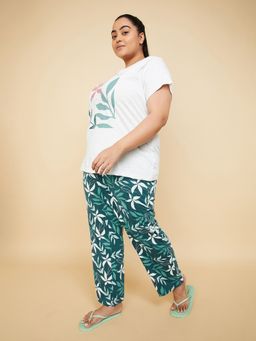 max - Women Printed T-shirt with Pyjama