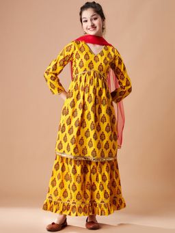 Cherry & Jerry - Girls Printed Kurta and Sharara with Dupatta (Set of 3)