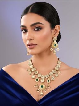 Auraa Trends - Royal Gold-Plated Green Stone Bridal Jewellery Set