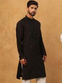 Black color option, Sold out, Currently selected