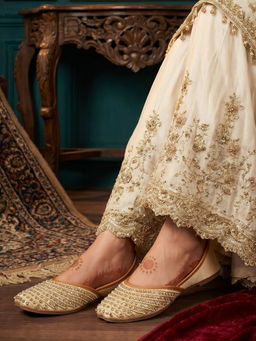 JODYHUB - Women Gold Juttis