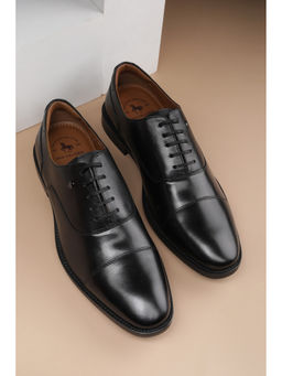 Van Heusen - Men Black Lace Up Oxfords