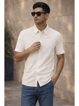 Parcel Yard - Men Regular Fit Spread Collar Neck White Casual Shirt