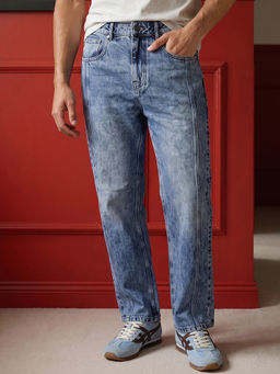 Bewakoof - Light Blue Straight Fit Jeans