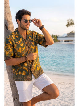 VEIRDO - Green Tropics Resort Green All-Over Print Oversized Exclusive Shirt