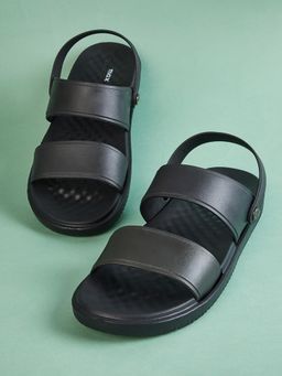 max - Men Black Solid Sandals